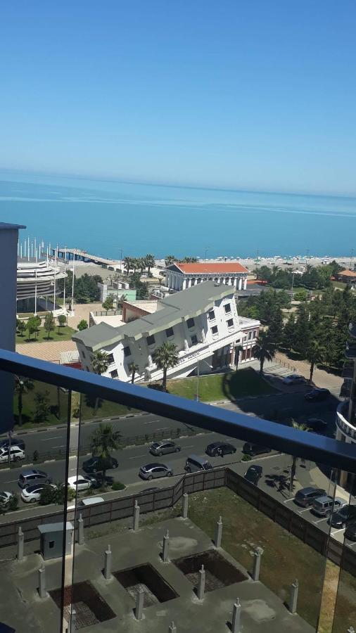 Apartment On Sherif Khimshiashvili Street 15B Batumi Zewnętrze zdjęcie