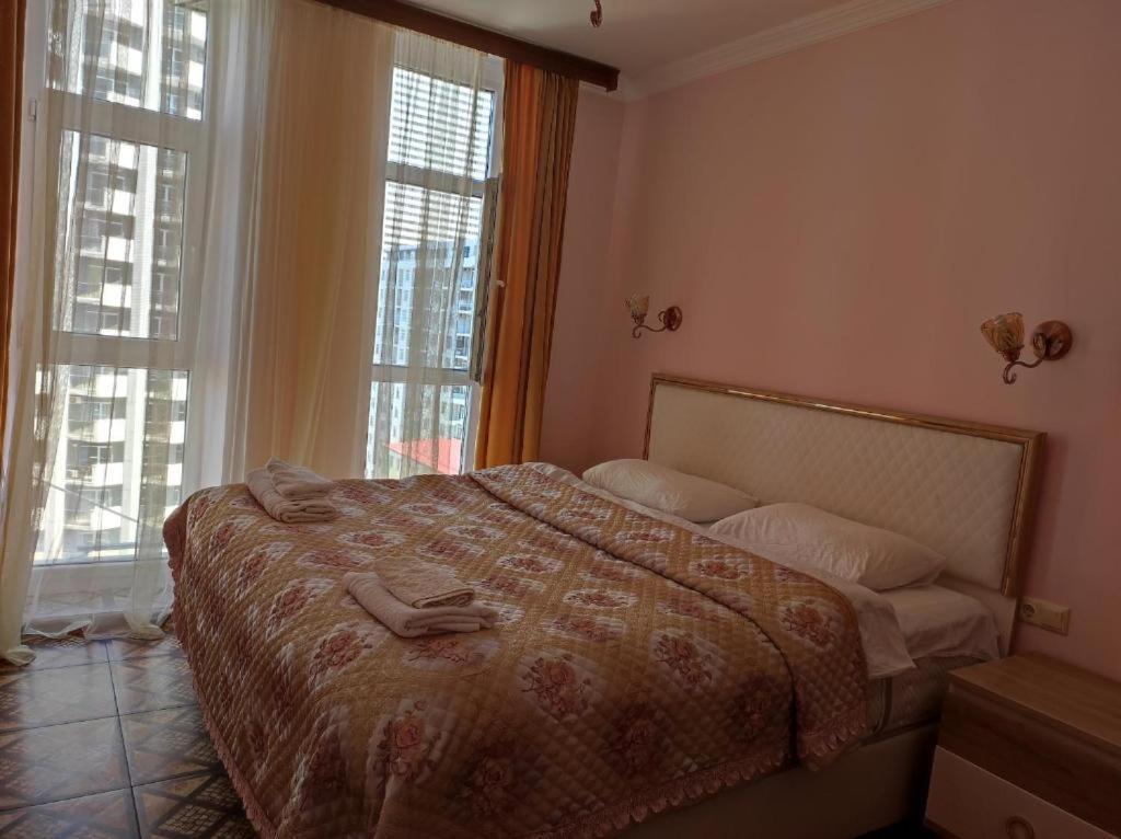 Apartment On Sherif Khimshiashvili Street 15B Batumi Zewnętrze zdjęcie
