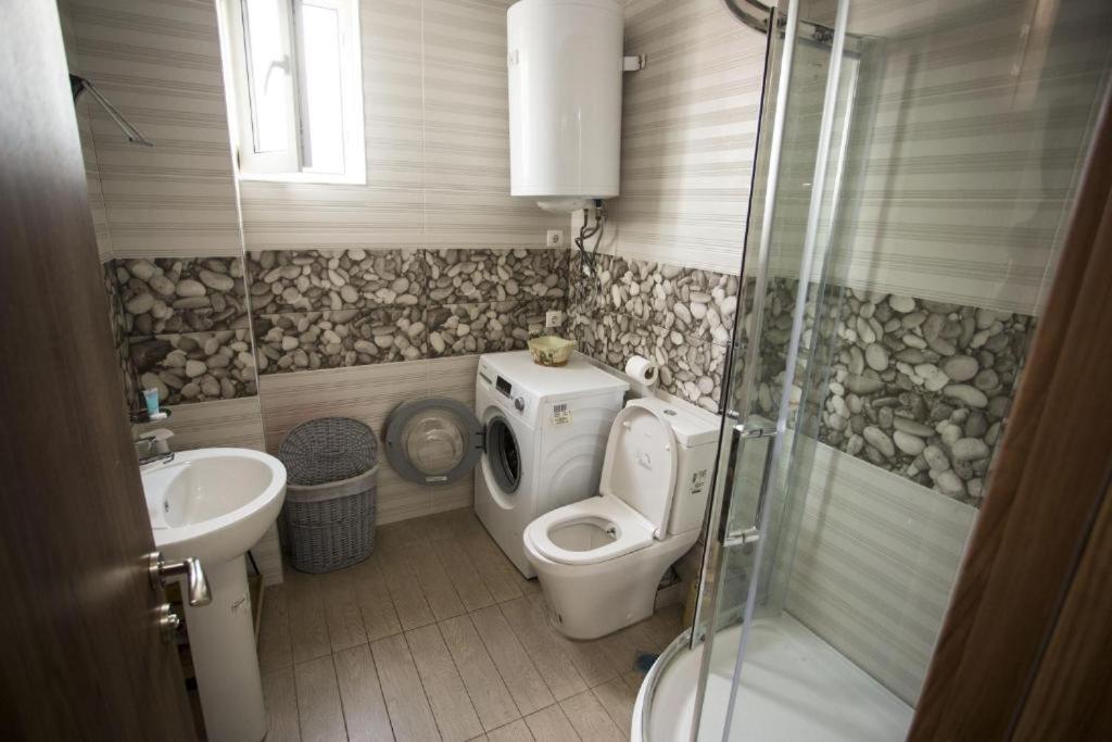 Apartment On Sherif Khimshiashvili Street 15B Batumi Zewnętrze zdjęcie