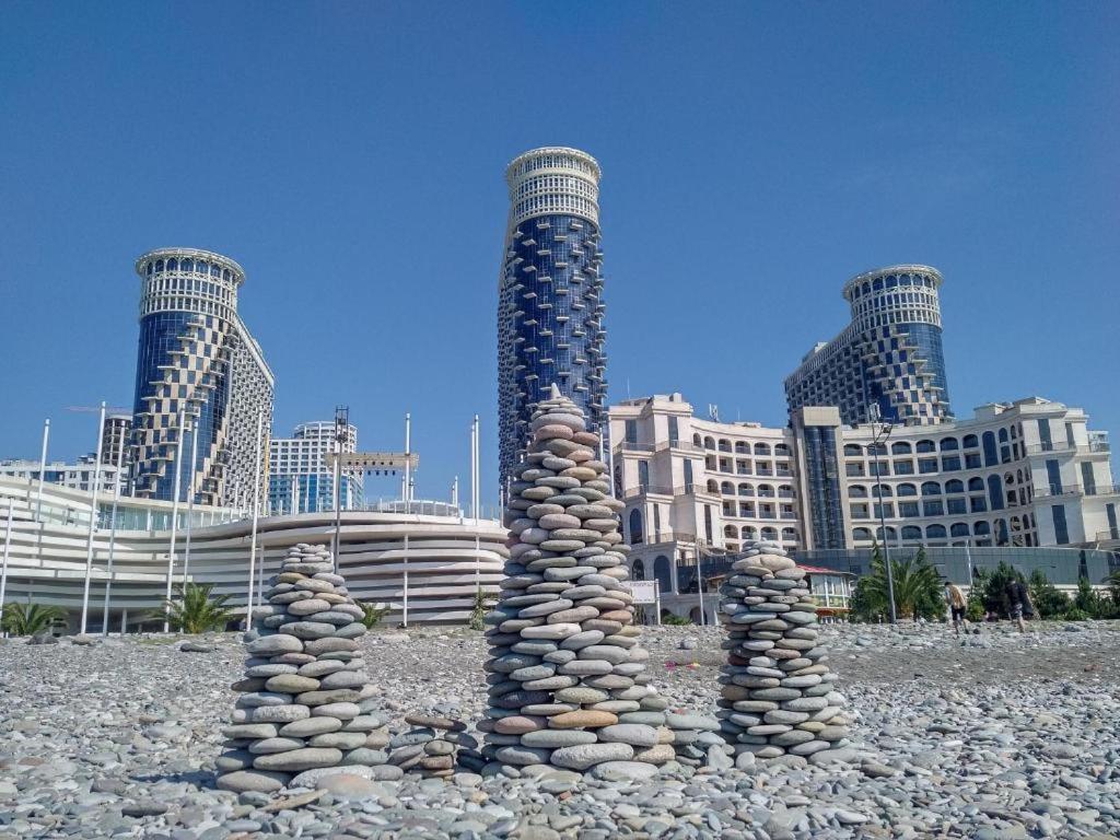 Apartment On Sherif Khimshiashvili Street 15B Batumi Zewnętrze zdjęcie