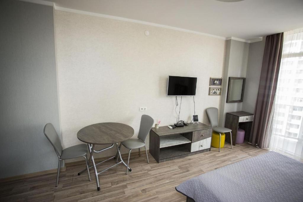 Apartment On Sherif Khimshiashvili Street 15B Batumi Zewnętrze zdjęcie
