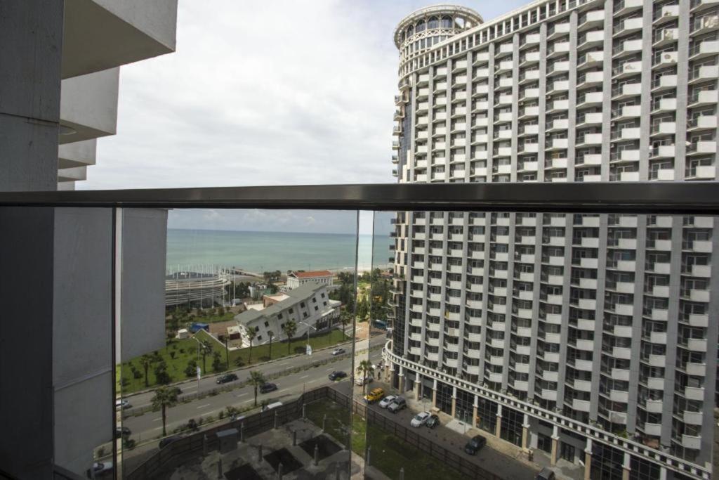 Apartment On Sherif Khimshiashvili Street 15B Batumi Zewnętrze zdjęcie