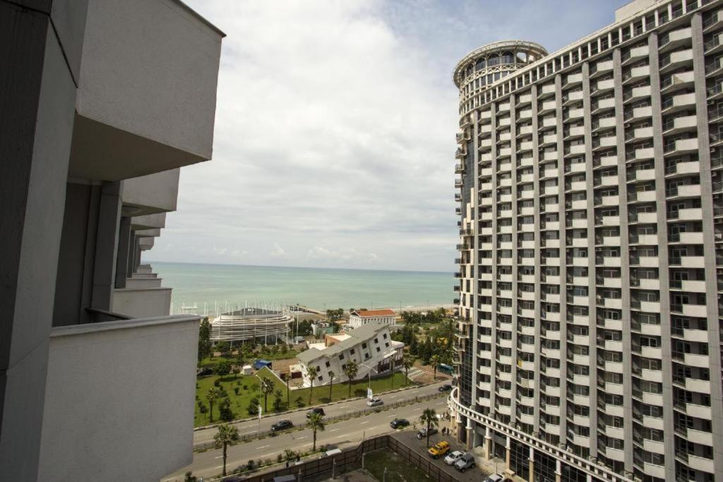 Apartment On Sherif Khimshiashvili Street 15B Batumi Zewnętrze zdjęcie