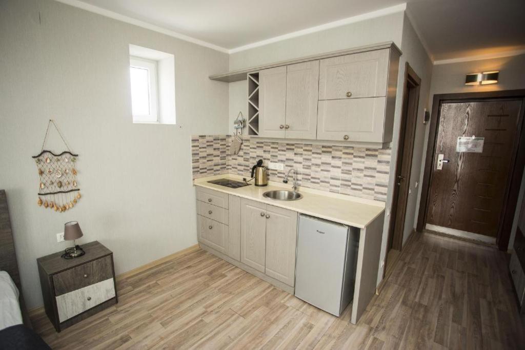 Apartment On Sherif Khimshiashvili Street 15B Batumi Zewnętrze zdjęcie