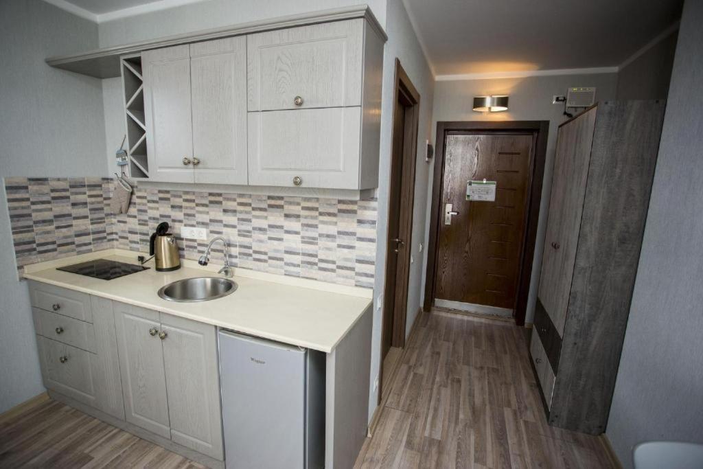 Apartment On Sherif Khimshiashvili Street 15B Batumi Zewnętrze zdjęcie