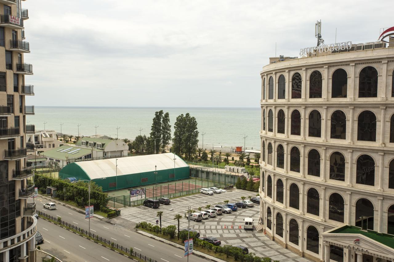 Apartment On Sherif Khimshiashvili Street 15B Batumi Zewnętrze zdjęcie