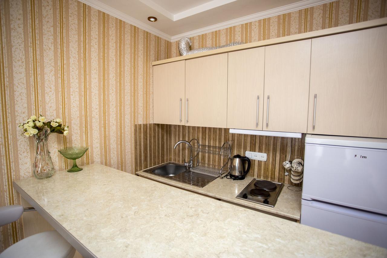 Apartment On Sherif Khimshiashvili Street 15B Batumi Zewnętrze zdjęcie