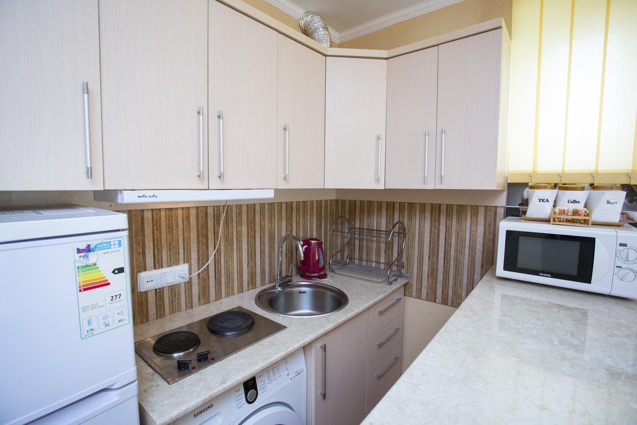 Apartment On Sherif Khimshiashvili Street 15B Batumi Zewnętrze zdjęcie