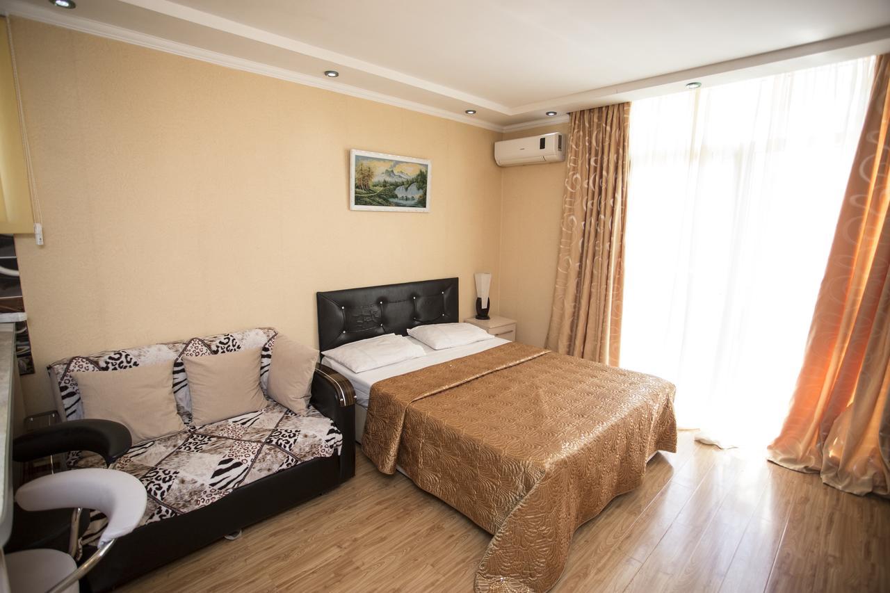 Apartment On Sherif Khimshiashvili Street 15B Batumi Zewnętrze zdjęcie