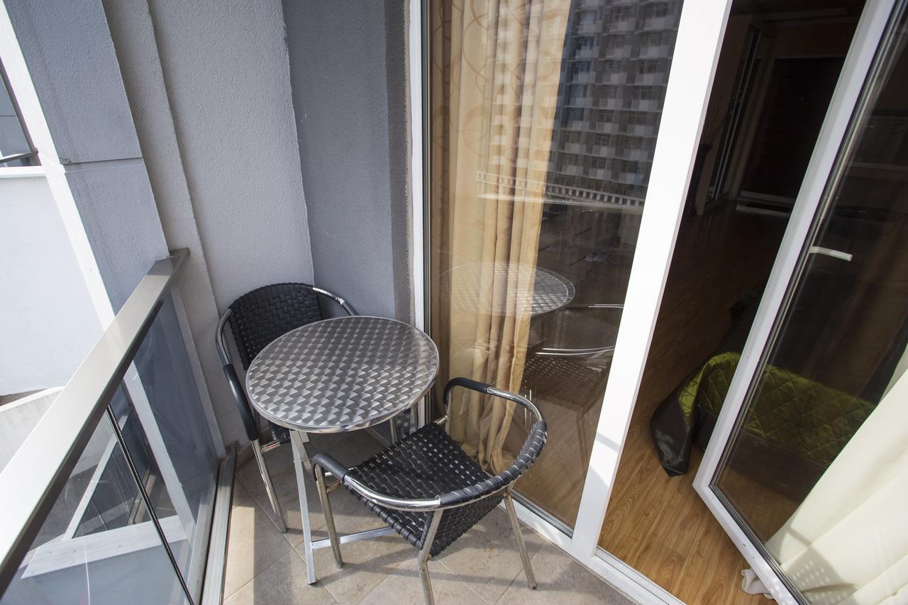 Apartment On Sherif Khimshiashvili Street 15B Batumi Zewnętrze zdjęcie